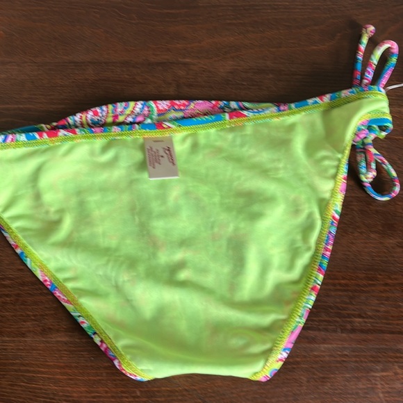 Arizona Jeans Co Swim Bottoms Size Medium NWT - Picture 4 of 10